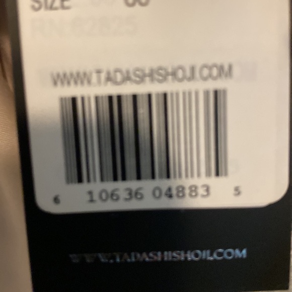 Tadashi Shoji Adriane Floral Embroidered Tea Length Dress Size 00 - Picture 8 of 8